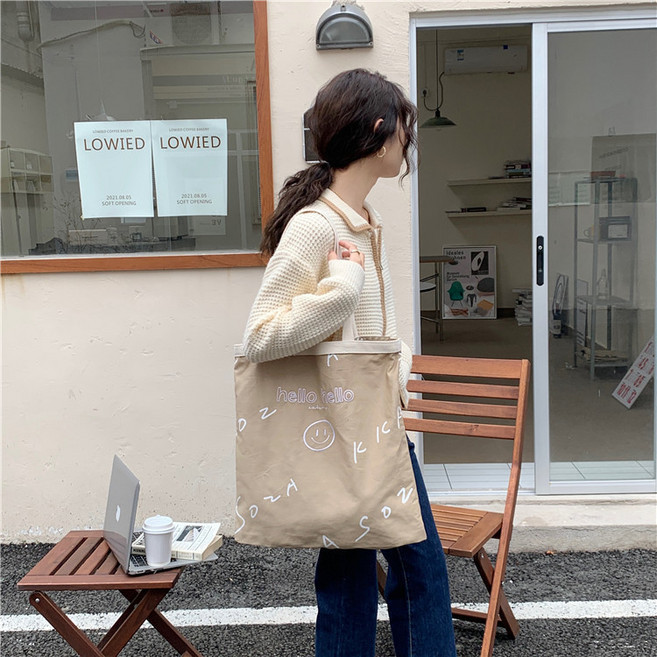 뷰티앤몬스터 hello hello 자수 스마일 캔버스 에코백