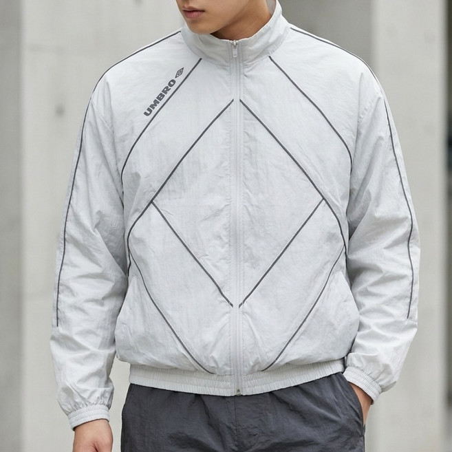 엄브로 아노락 바람막이 러닝 자켓 스탠넥 운동복 윈드 러너 브레이커 STUDIOS