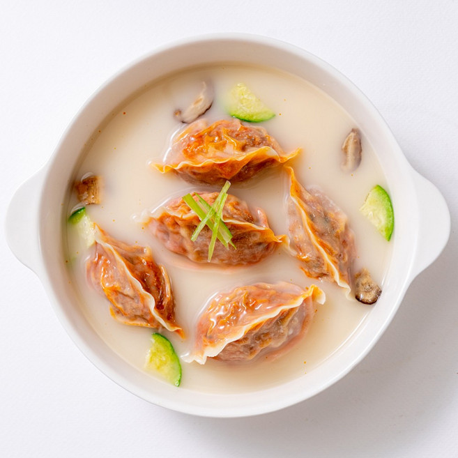 [이푸른] 굿푸드 김치 떡만두국 214g x 8봉, 8개