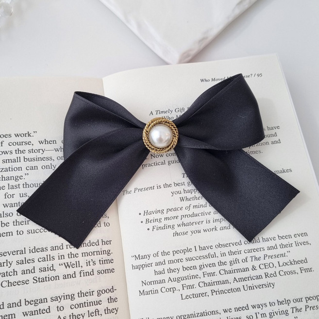 릴리트리 엔틱 진주 명품 리본핀 고급 블랙 자동핀
