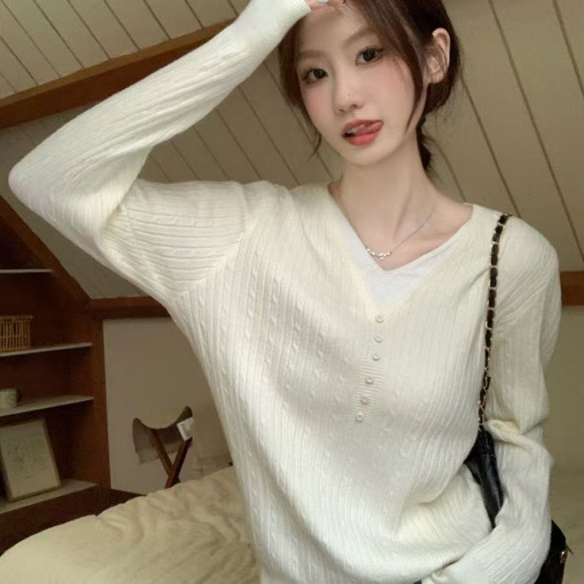 해월성 여성 캐주얼 브이넥 긴팔티 꽈배기 니트