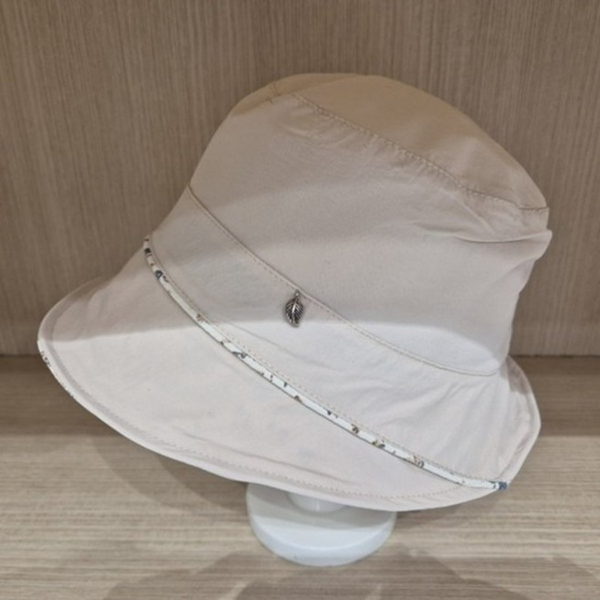 꽃 라인 챙 중년 여성 벙거지 모자 봄 간절기