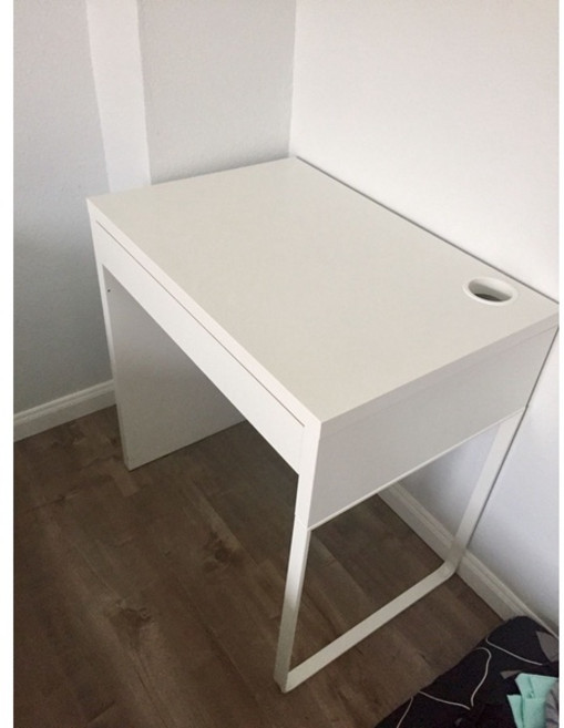 IKEA MICKE 書桌 工作桌 簡約現代風 多功能化妝桌 電腦桌 小空間適用, 白色 單件出不合併其商品73x50公分