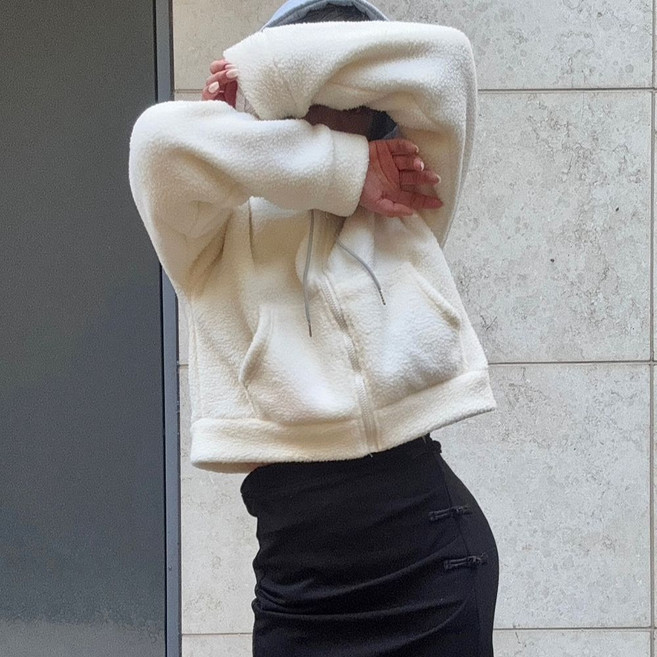 봄 뽀글 크롭 후드집업 캐주얼 모던룩 (2COLOR)