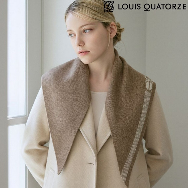 루이까또즈 LOUIS QUATORZE 마리애비뉴 캐시미어 삼각 양면 머플러 1EKC002