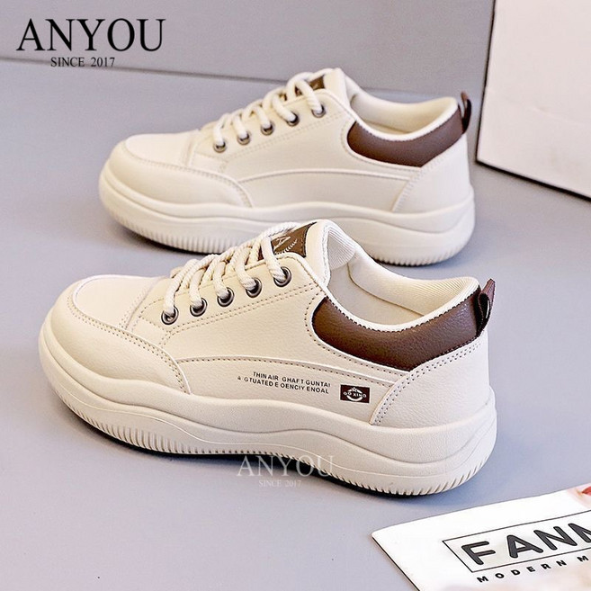 여성 흰 운동화 가벼운 방수 스니커즈 발 편한 데일리 초경량 신발