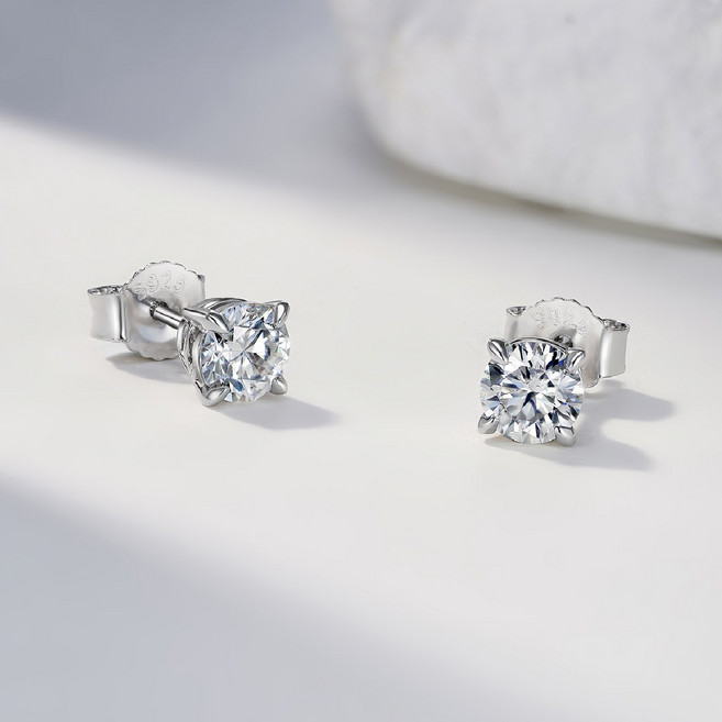 KRKC 여성용 4프롱 모이사나이트 피어싱 925실버 솔리테어 다이아 귀걸이