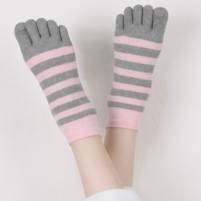 골져스토어 C97 씨구칠 여자 땀흡수 순면 100 향균 뽀송 스트라이프 발가락양말 3켤레