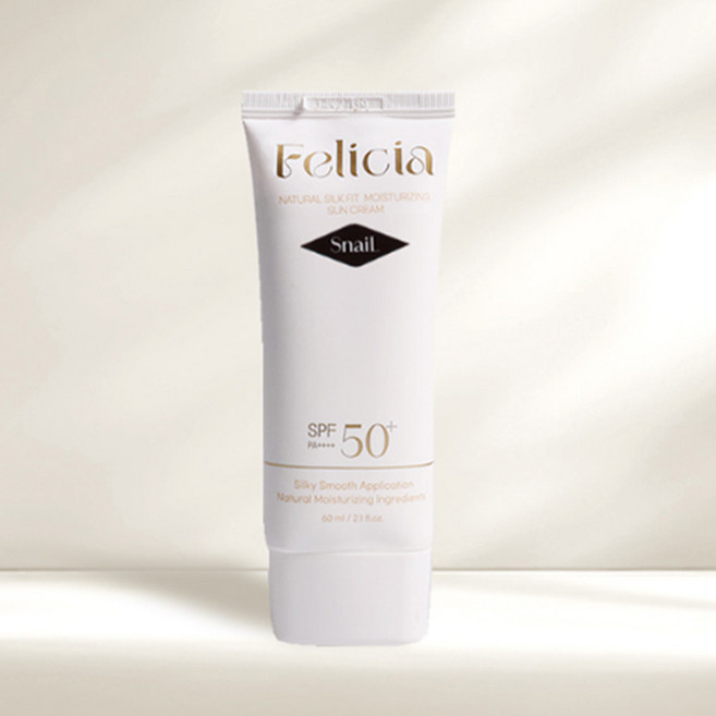 펠리샤 내추럴 실크 핏 SPF50+ PA++++ 수분 스네일 선크림, 1개, 60ml