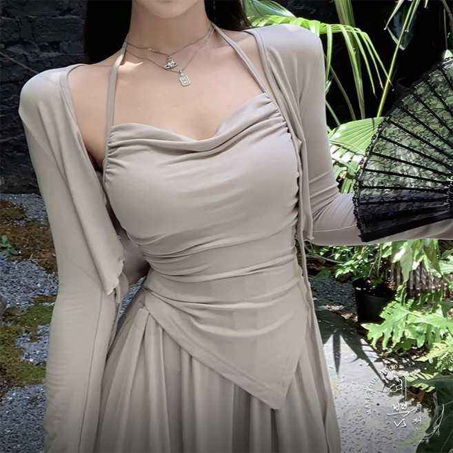 예쁨시전 [3종세트] 크롭 홀터넥 언발 나시 볼레로 가디건 롱 팬츠 셋업