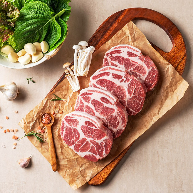 국내산 돼지 목살 구이용 500g [냉장] 통목살 보쌈 숯불구이 흙향돈한우, 보쌈용 (30mm이상두께), 1개