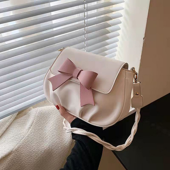 韓版高級感設計褶皺雲朵包 蝴蝶結包包 單肩斜挎包 仙女包包 褶皺包 鏈條包 腋下包 手提包, 粉色