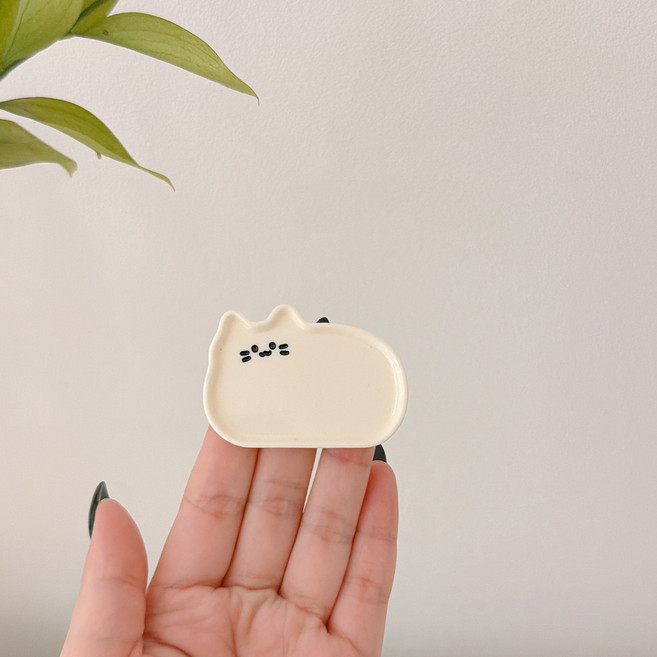 냥냥디쉬 밥그릇 먹이그릇, 크림