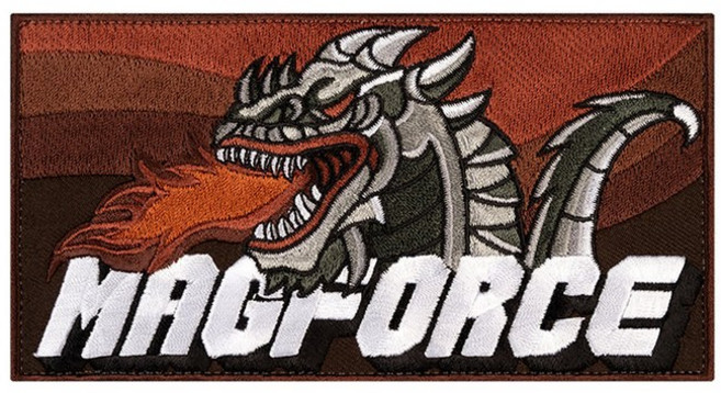MAGFORCE 噴火龍魔鬼氈刺繡貼, 1個