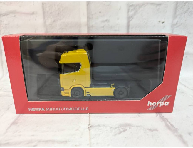 Herpa Scania CS 20 HD 雙軸曳引車, 1個