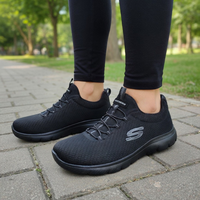[매장정품] 스케쳐스 여성 운동화 러닝 트레킹 워킹 산책 여행 메모리폼 슬립인스 초경량 신발