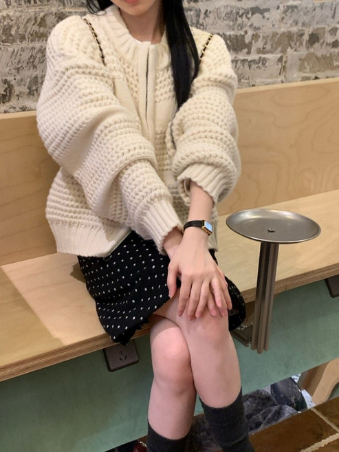 여성 케이블 꽈배기 투웨이 집업 도톰 연베이지 니트가디건