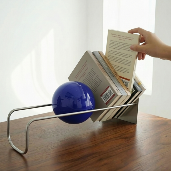 LEAIN 키네틱 데스크테리어 스테인리스 볼 북엔드 책꽂이 북스탠드 책상 홈카페 인테리어 오브제 책지지대 책상정리 매거진랙 카페소품, 블루