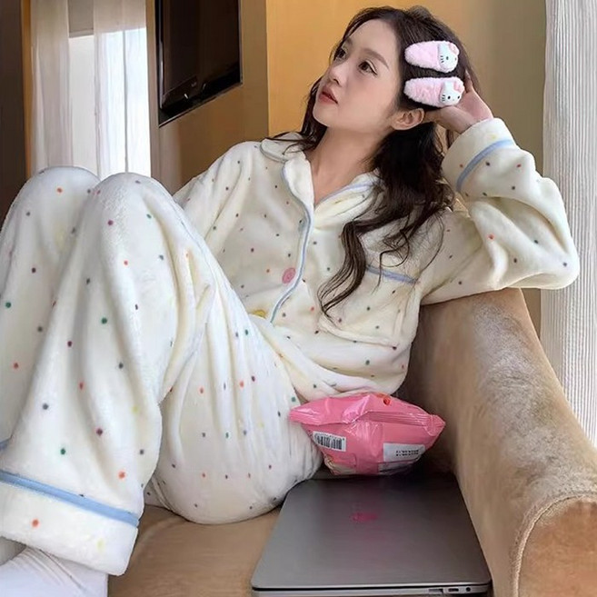 핀디걸 겨울 융털 도트 기모 수면 잠옷 상하의세트