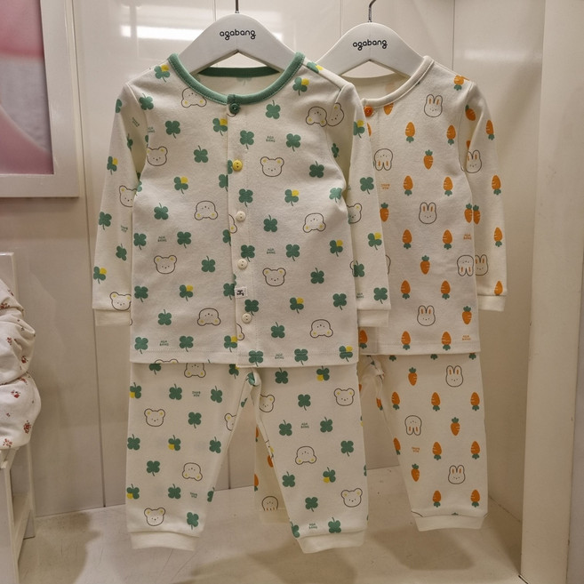 아가방 NC엑스코점 2026신상! 부드러운 터치감! 무형광 면100% 소재굿! 아기자기 귀여운나염 로버 캐럿내의! 실내복! 신생아내의! 90부터는 어깨단추! 선물용으로도 좋아요