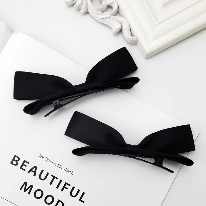 큐티크 입체 리본 헤어 집게핀 포인트 머리핀