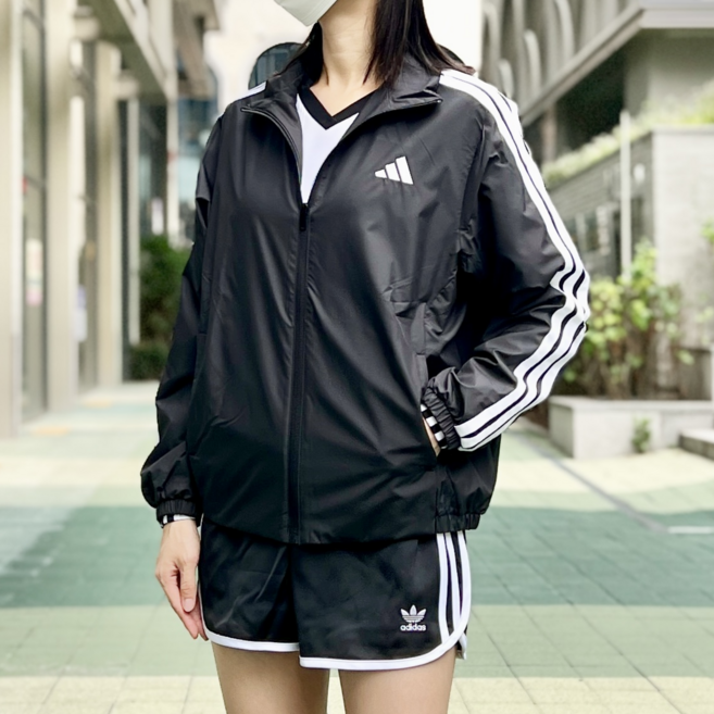 아디다스 3S 여성 우븐 바람막이 윈드브레이커 트레이닝 러닝 자켓 재킷 점퍼 블랙 화이트