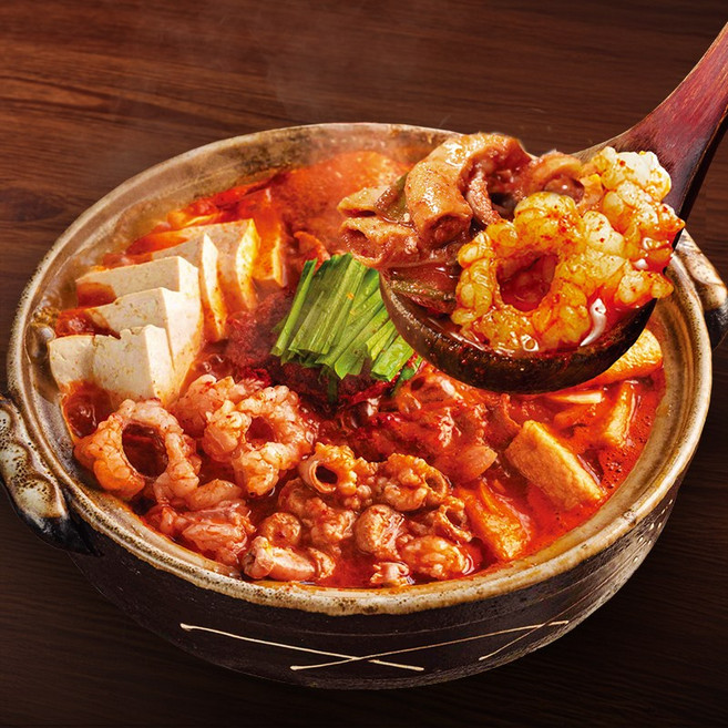 [2인분 우동면 포함] 호랑이굴 소 곱창전골 밀키트 전문점, 560g, 1개, [우동면 포함]호랑이굴 곱대창전골(모츠나베)