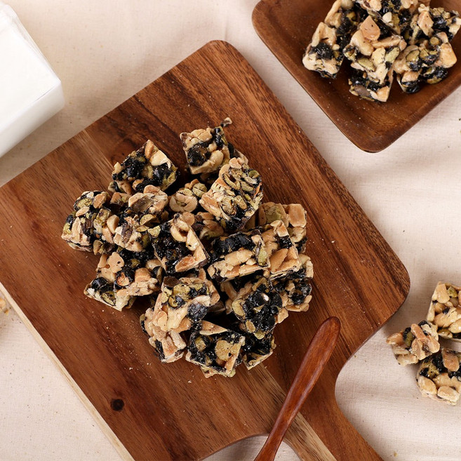 영도땅콩 달지않은 검은콩강정 검정콩 수제강정 전통과자 300g, 1개