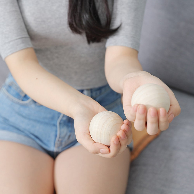 힐링라이프 편백나무 마사지볼 대 8 x 8 cm, 1개, 나무결