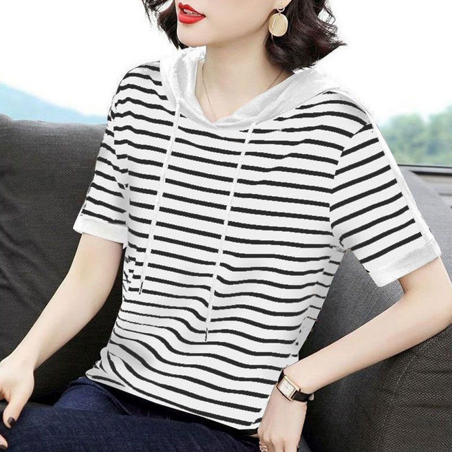 중년 여성 여름 반팔 후드 티셔츠 캐주얼 스트라이프 반팔티 상의 루즈핏 기질 엄마 후드 티셔츠 MJS
