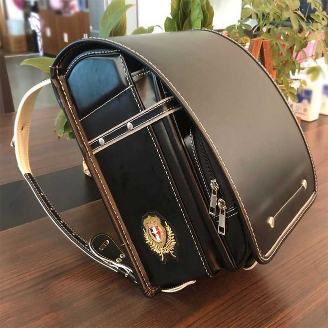 책가방 초등학생 가방 신학기 일본 백팩 란도셀 고학년 저학년 각진 고급 가죽