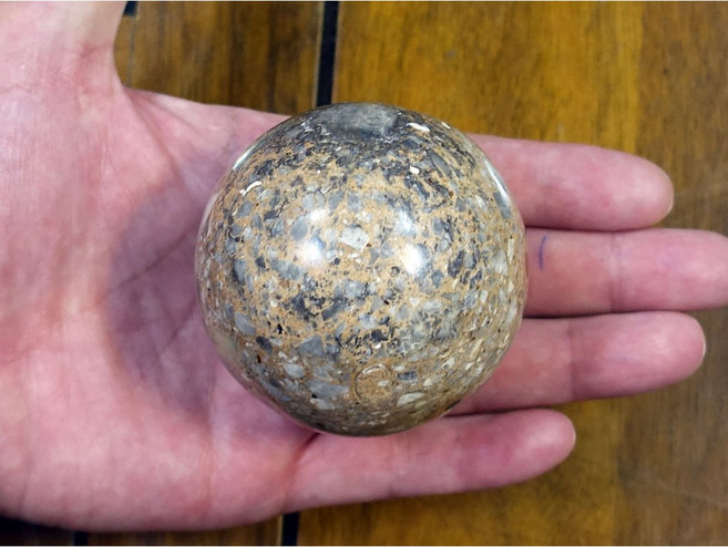 泰國龍宮舍利球391.5g 直徑66mm SAMROIYOD山脈能量礦石 編號361, 1個