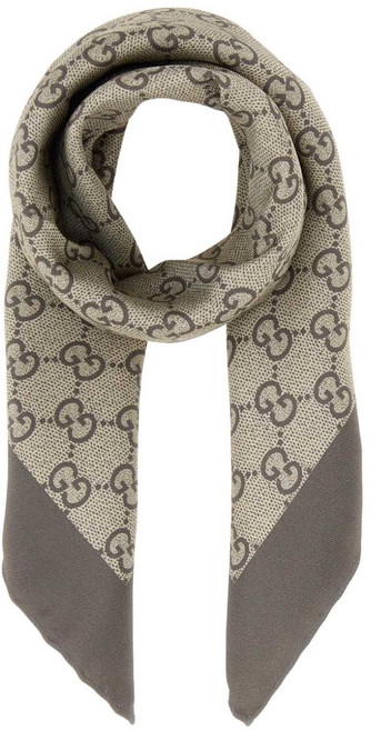 구찌 GG 프린트 실크 스카프