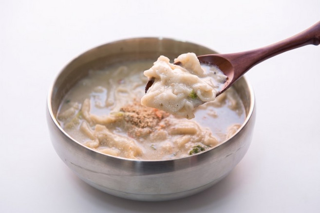 [한칼식품] 들깨칼국수 들깨수제비 밀키트(1인분) 생칼국수면 멸치육수, 1개
