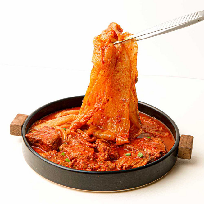 돼지김치찜 간편한 집밥 메뉴 돼지김치찜 냉동 원팩 캠핑 요리, 1개, 500g