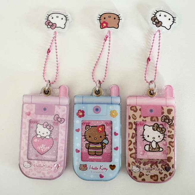 헬로키티 아크릴 슬라이더 폴더폰 키링, 1개, 태닝키티