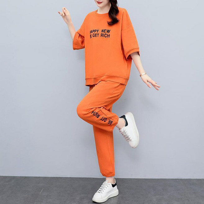 캐주얼 루즈핏 트레이닝복세트 봄여름 레터링 츄리닝복세트 라운드 반팔티셔츠+밴딩 조거팬츠 상하의투피스 중년여성 빅사이즈 데일리복