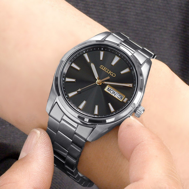 세이코 그레이 라운드 아날로그 남자 메탈 손목 시계