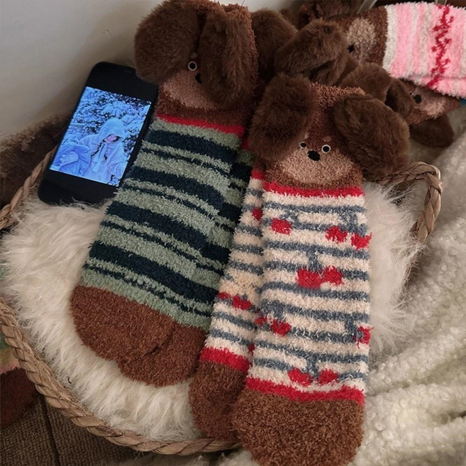 Banjiwu 여성 귀여운 강아지 겨울 수면 양말 장목 양말 중목 양말 중목 양말 도톰한 보온 방한 용품 수면 양말 패션 무압박 수면 양말 퍼 양말 2족 세트