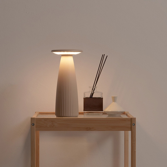 UBIQUA FLORA 유비콰 무드등 인테리어 조명 LED 충전식 포터블 테이블 램프 디밍, 세이지그린 339104