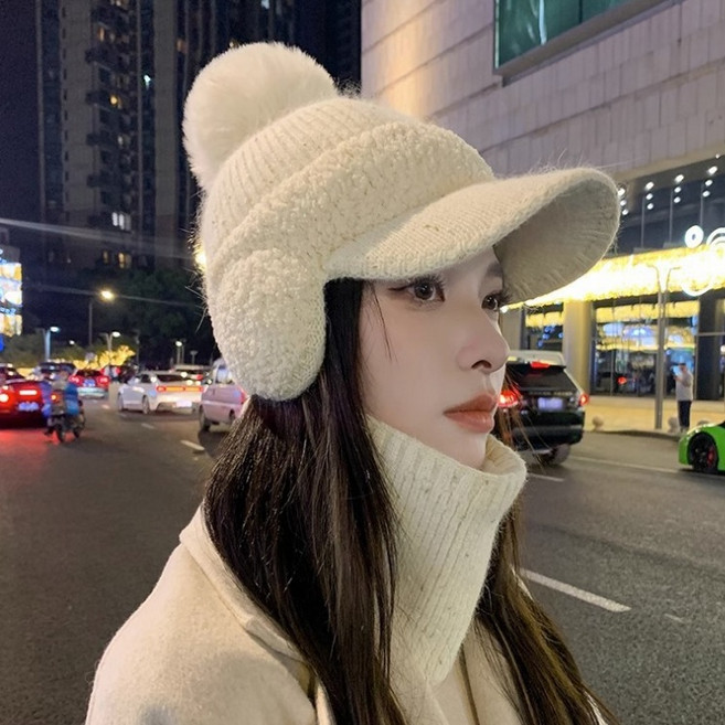 니콜 폼폼 골프니트캡 여성 귀도리 귀달이 방한모자, 아이보리