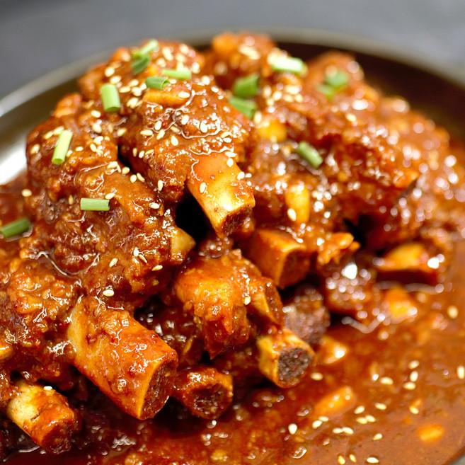 모아루 등갈비찜 등갈비조림 잡내없는 등갈비찜 밀키트, 900g, 1개