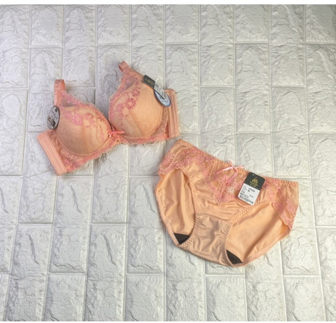 葳夢絲 台灣製造 水滴罩杯 美背內衣 深V低脊心 吸濕排汗涼感 軟鋼圈 咖啡紗 #27822