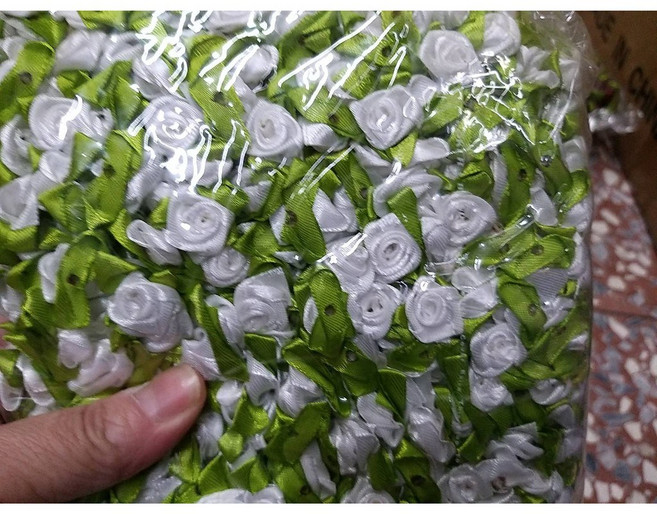 大葉帶葉秀士玫瑰花朵