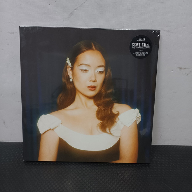 (수입 LP) Laufey Bewitched: The Goddess Edition Blue Vinyl LP New Sealed Record