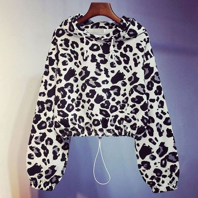 YLEMI 여성 후드 긴팔 호피 무늬 크롭 맨투맨 후드 크롭후드티