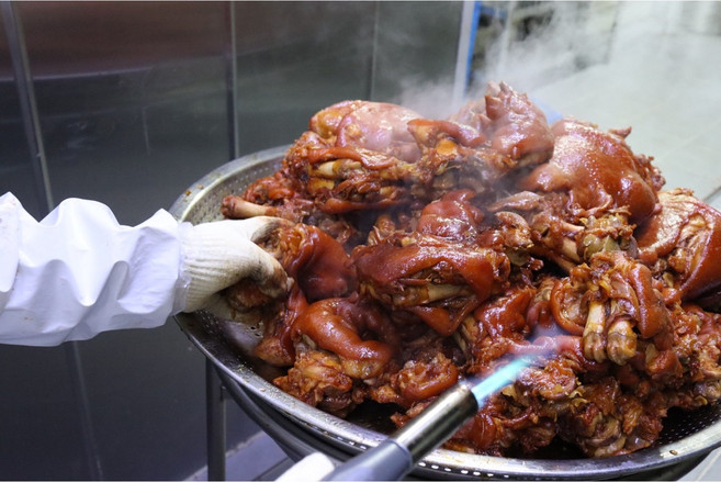 광천왕족발 한돈 국내산 뒷다리 냉장 왕족발 1.3kg 이상 당일생산 당일발송 원칙, 1개