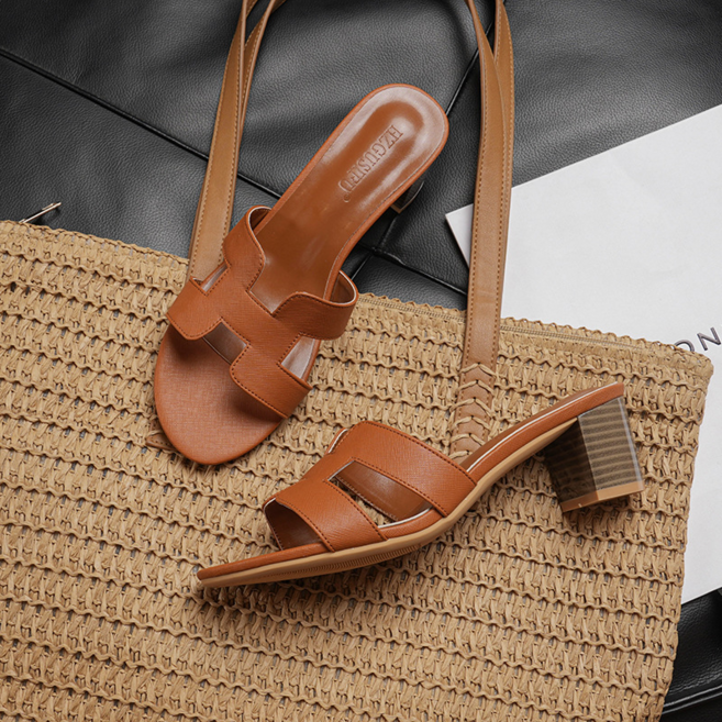 아이위크 봄 여름 발편한 H라인 오픈토 뮬 슬리퍼 미들힐 데일리 샌들