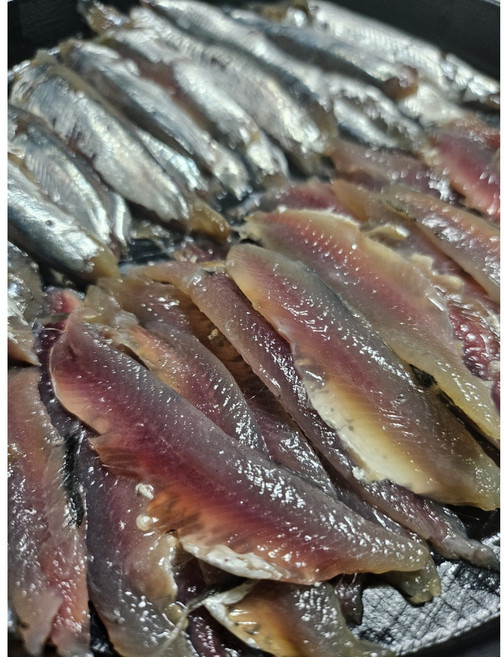 당일조업 거제 생멸치 손질 뼈제거 멸치 멸치회 조림 찌개, 1개, 300g(횟감용뼈손질생멸치)