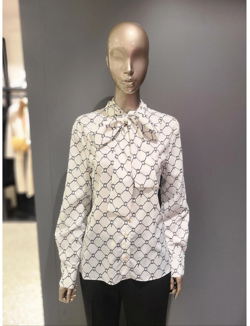 제시뉴욕 신구로점 체인 프린트 타이 블라우스 DE1-NSBP0530